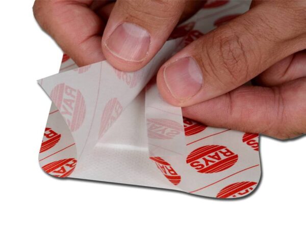 Medicazione adesiva sterile tnt 8x10 cm - conf. da 50 pezzi - immagine 2
