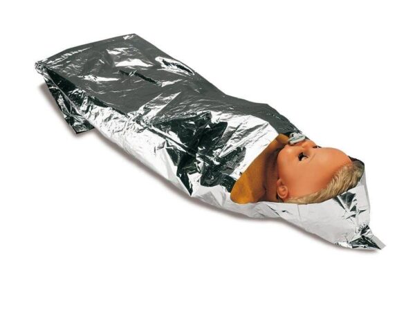 Coperta isotermica neonatale e pediatrica con cappuccio